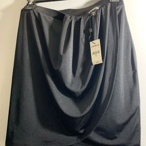 Black Express mini tulip Skirt NWT